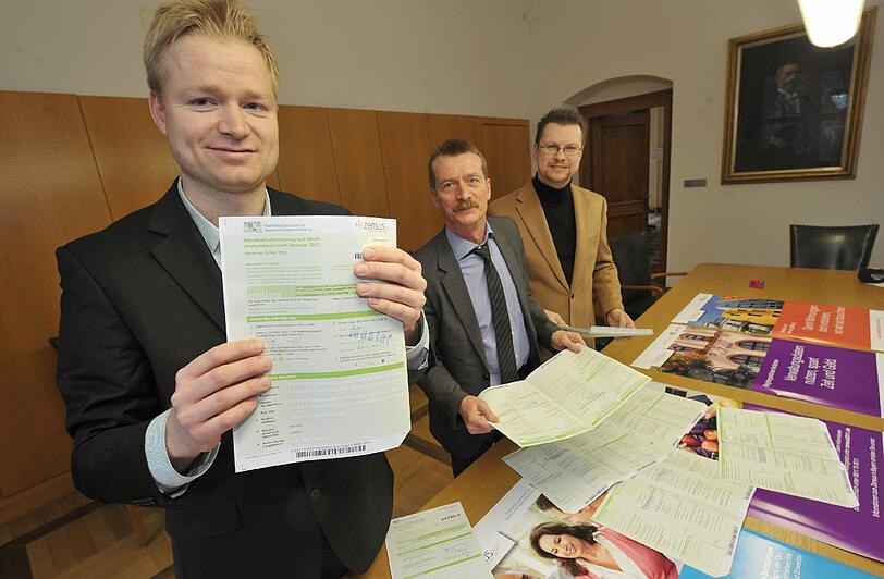 Sie schicken rund 400 Zähler in Nürnberger Haushalte: die Statistik-Fachleute von Stadt und Freistaat.