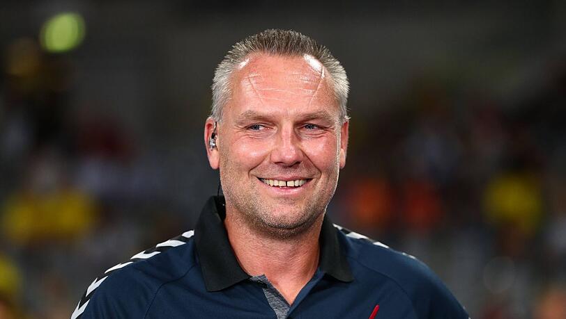 Der Ex-Handball-Nationalspieler (50) wurde 2004 mit dem deutschen Team Europameister und 2007 Weltmeister. Der Ex-Handball-Nationalspieler (50) wurde 2004 mit dem deutschen Team Europameister und 2007 Weltmeister.
