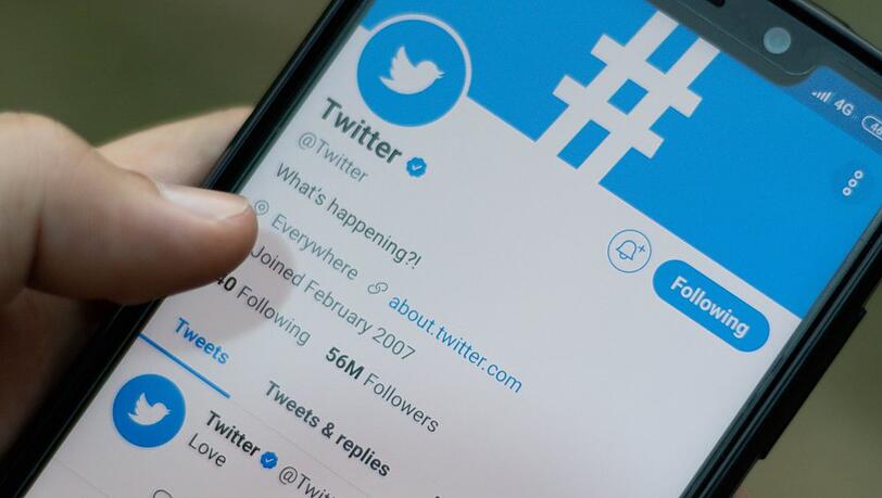 Auf Twitter wird künftig ein neues Symbol die Echtheit offizieller Accounts bestätigen.