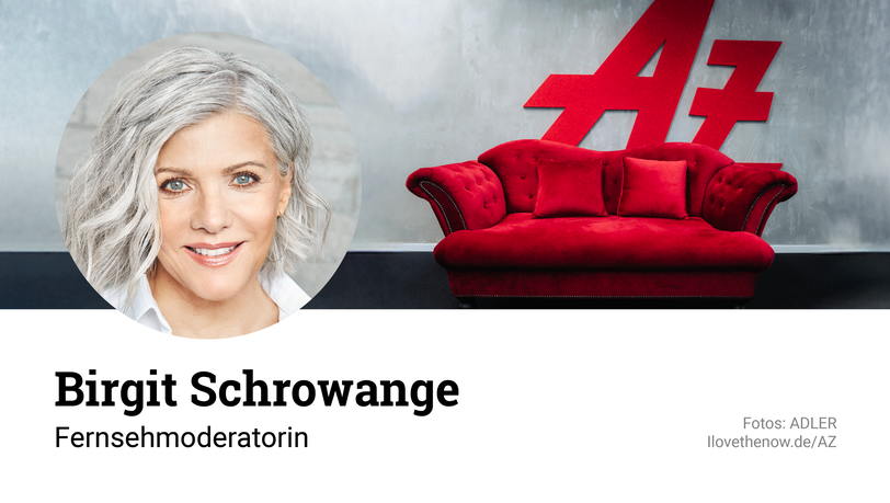 Auf der roten Couch nimmt Birgit Schrowange – am 24. November 2025 im Deutschen Theater. Auf der roten Couch nimmt Birgit Schrowange – am 24. November 2025 im Deutschen Theater.