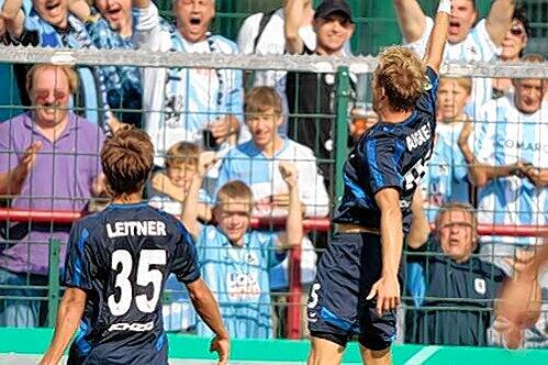 Zwei Matchwinner in einem erschreckend schachem Spiel: Talent Moritz Leitner und Doppeltorschütze Stefan Aigner  (r.).