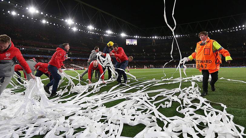 Die Bayern-Fans protestierten gegen die horrenden Ticketpreise in der Champions League.