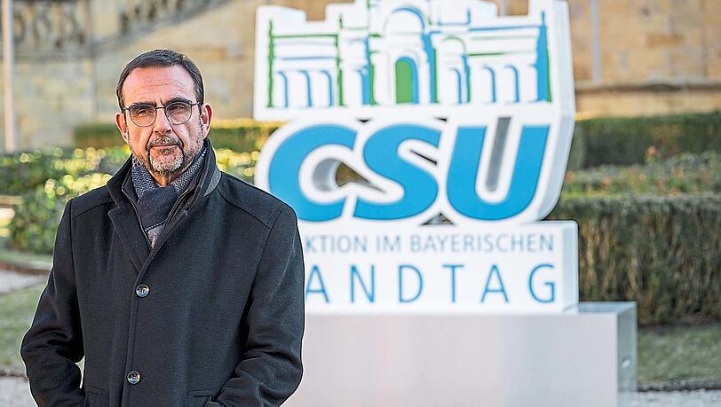 Klaus Holetschek, Vorsitzender der CSU-Fraktion im Landtag, tritt im Kloster Banz vor die Presse.