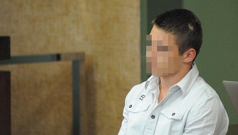 Thomas B. (20) lieferte sich filmreife Verfolgungsjagd mit der Polizei. Thomas B. (20) lieferte sich filmreife Verfolgungsjagd mit der Polizei.