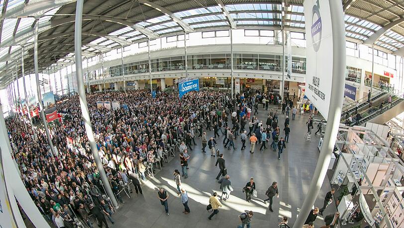 Ansturm auf die Bauma: 400.000 Besucher werden zur weltgrößten Messe erwartet. Ansturm auf die Bauma: 400.000 Besucher werden zur weltgrößten Messe erwartet.