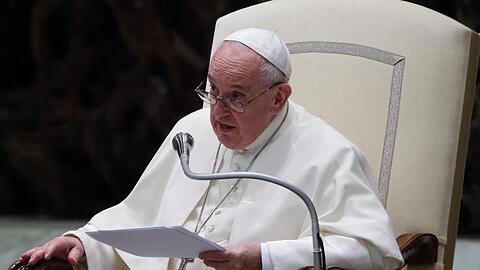 "Jede Krise verlangt nach einer Vision, Planungsfähigkeit und Schnelligkeit in der Umsetzung": Papst Franziskus.