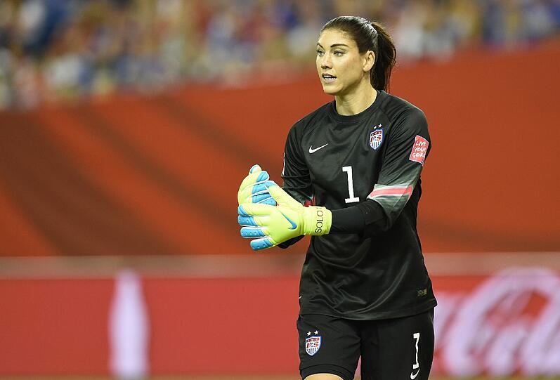 Allseits bekannt, dürfte noch die Amerikanerin Hope Solo sein.