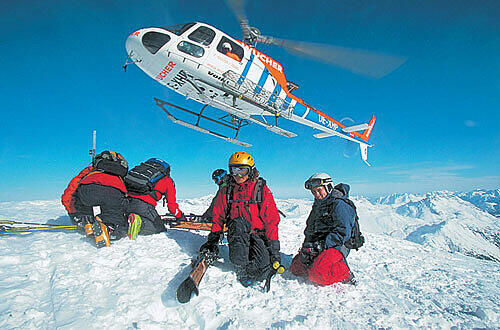 Auch am Arlberg geht es mit dem Heli in den Schnee. Foto: PR