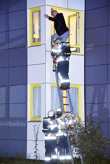 Bei dem Brand wurden 17 Personen verletzt.