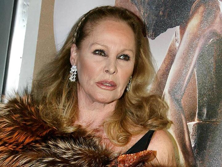 Ursula Andress 2007 im Deutschen Theater in Berlin.