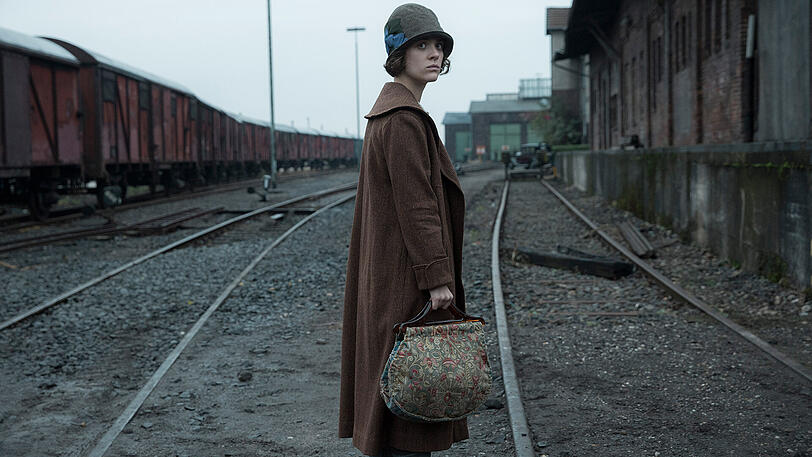 Babylon Berlin: Charlotte Ritter (LIV LISA FRIES)