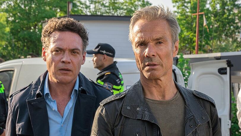 "Der Amsterdam-Krimi: Das Mädchen ohne Namen": Kommissar Bram de Groot (Fedja van Huêt) und sein deutscher Kollege Alex Pollack (Hannes Jaenicke) ermitteln gemeinsam.