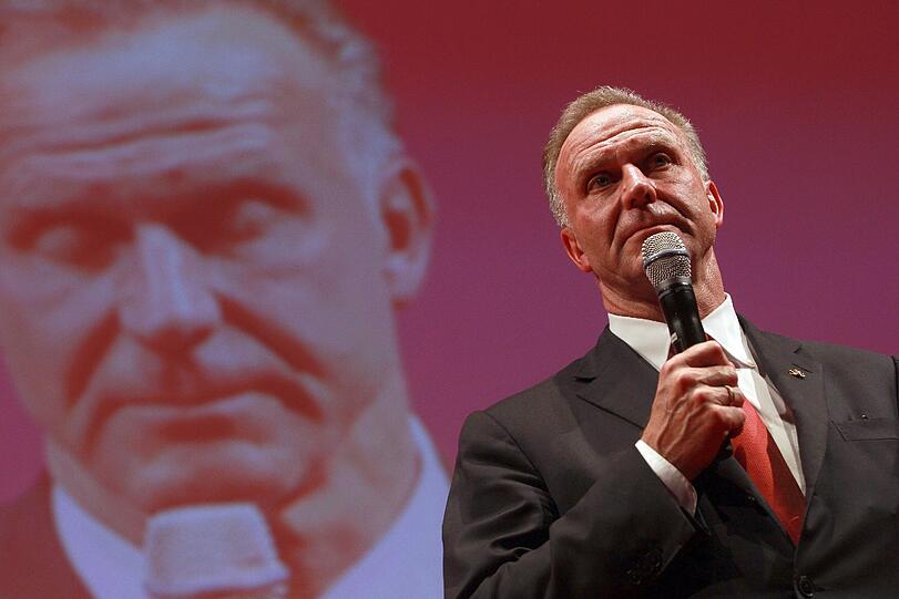 Bittere Niederlage für die Bayern: Beim Bankett war die Stimmung auf dem Boden. Die Bilder