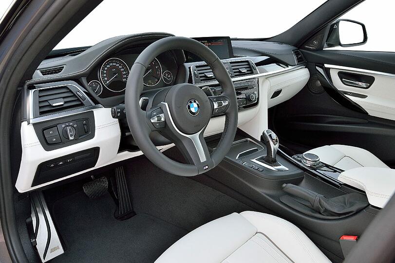 Aufgeräumt, funktional und appetitlich: Das Interieur des 3er-BMW wurde in Richtung Wertigkeit getrimmt.