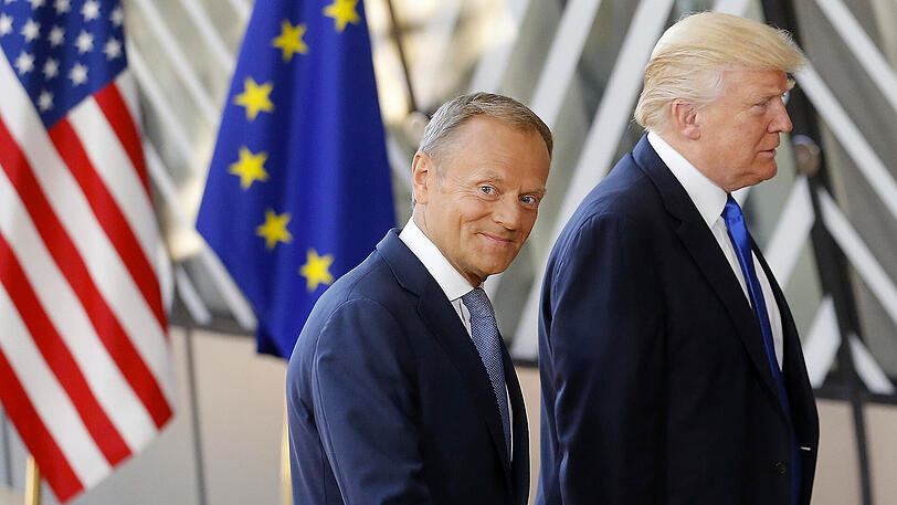 EU-Ratspräsident Donald Tusk (l.) empfängt Donald Trump in Brüssel.