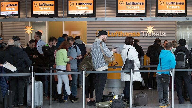 Reisende sollten viel Geduld mitbringen, wenn sie über das Pfingstwochenende verreisen wollen.