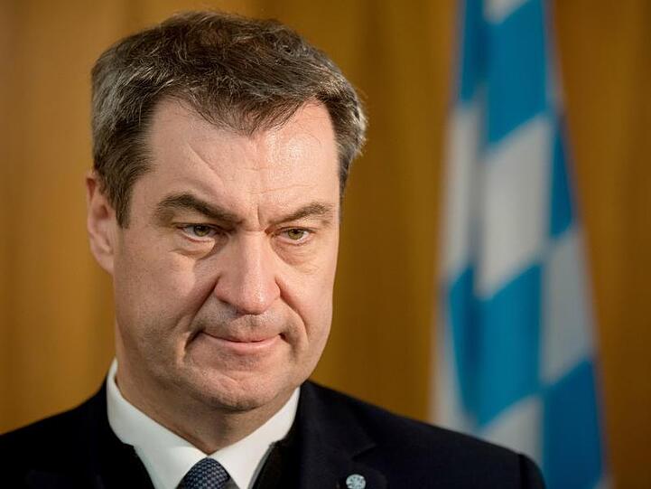 Der bayerische Ministerpräsident Markus Söder schließt eine Ausgangssperre für ganz Bayern jetzt nicht mehr aus.