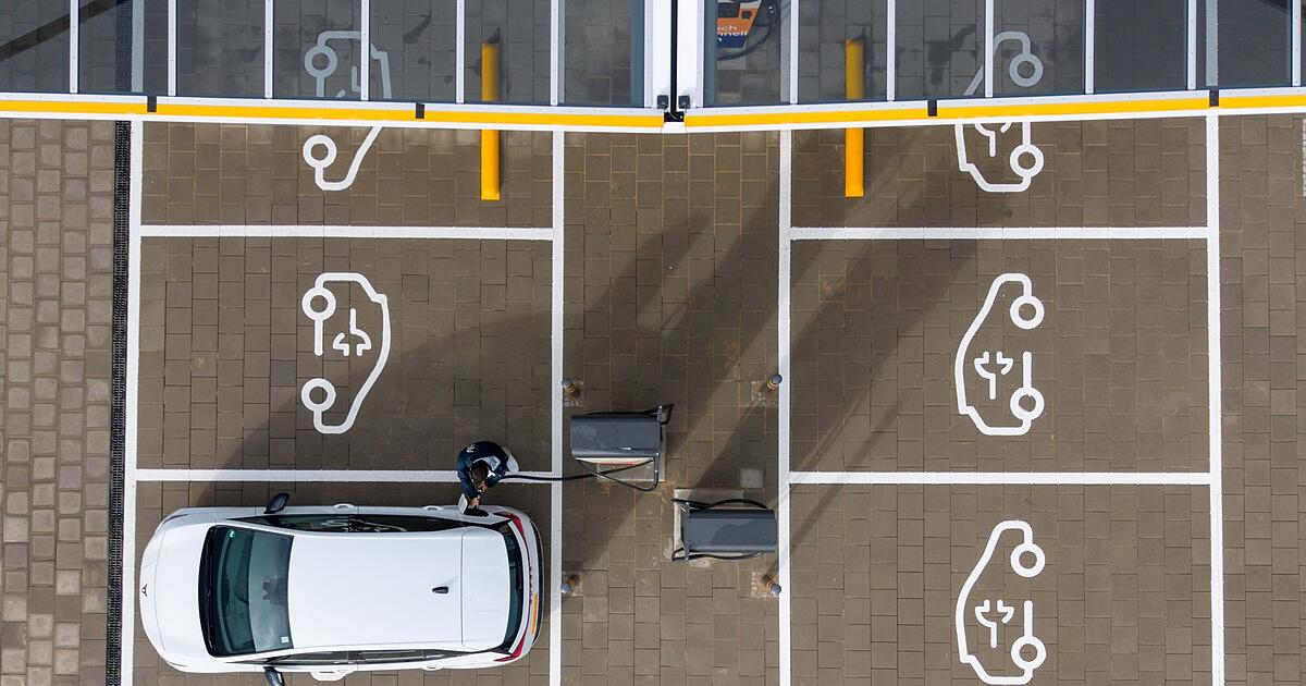 Fast-zwei-Millionen-Elektroautos-auf-der-Stra-e