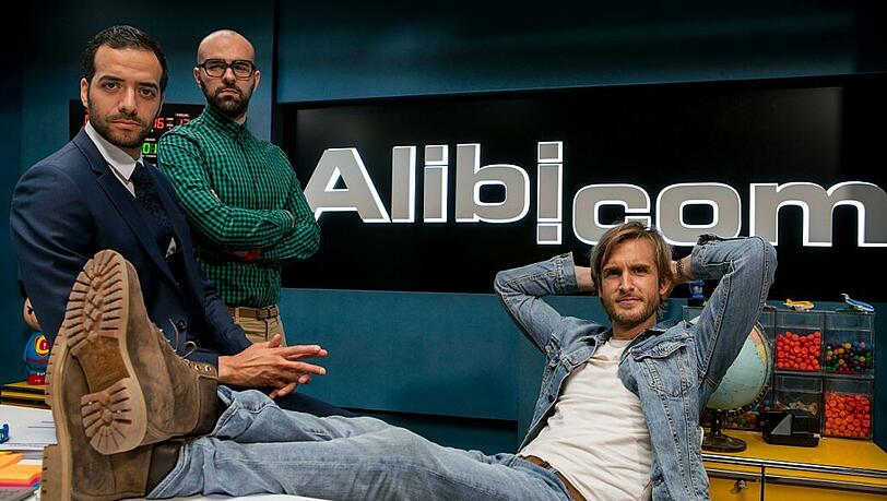 Von links: Medhi (Tarek Boudali), Augustin (Julien Arruti) und Greg (Philippe Lacheau) haben sich auf Alibis spezialisiert.
