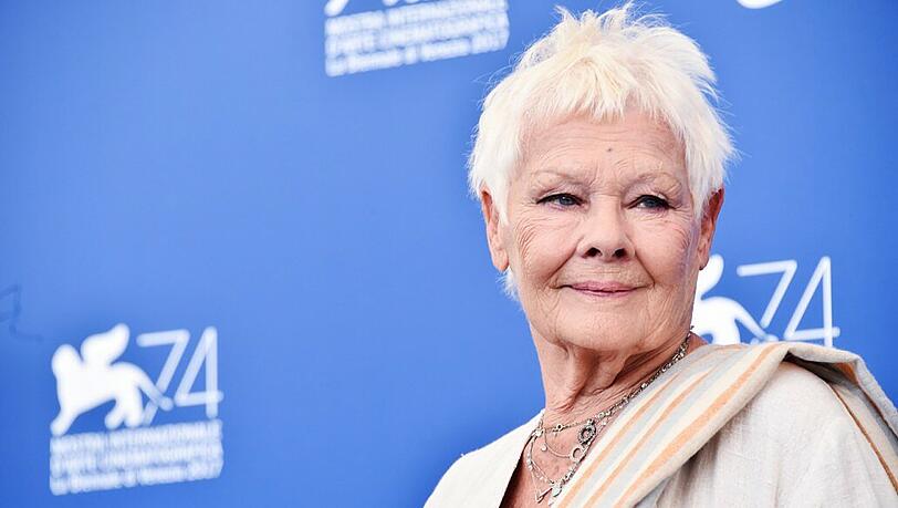 "Ich hätte gerne mehr Kinder gehabt", räumt Judi Dench ein. "Ich habe zwar eine wundervolle Tochter und auch einen Enkel, aber am liebsten wäre mir ein ganzer Stall von Kindern gewesen. Irgendwie ist es einfach nie dazu gekommen."