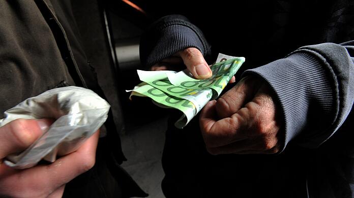 Kokain und Marihuana wurde bei den mutmaßlichen Dealern gefunden. (Symbolbild)