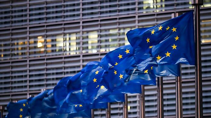 Dass die USA und China Milliarden in klimafreundliche Industriezweige pumpen wollen, setzt die EU unter Zugzwang