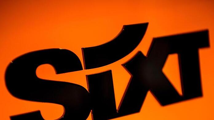 Der Schriftzug des Mietwagenanbieters Sixt.