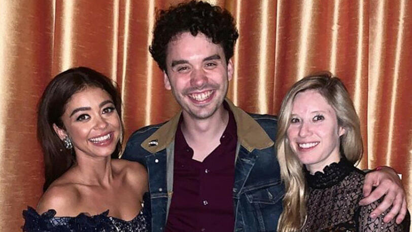 Schauspielerin Sarah Hyland (l.) hat vor zwei Jahren eine Niere von ihrem Bruder Ian erhalten Schauspielerin Sarah Hyland (l.) hat vor zwei Jahren eine Niere von ihrem Bruder Ian erhalten