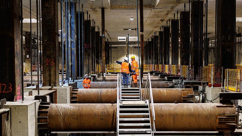 F&uuml;r die zweite Stammstrecke wird tief im M&uuml;nchner Untergrund gebaut - und am Hauptbahnhof bald auch weit nach oben. (Archivbild)