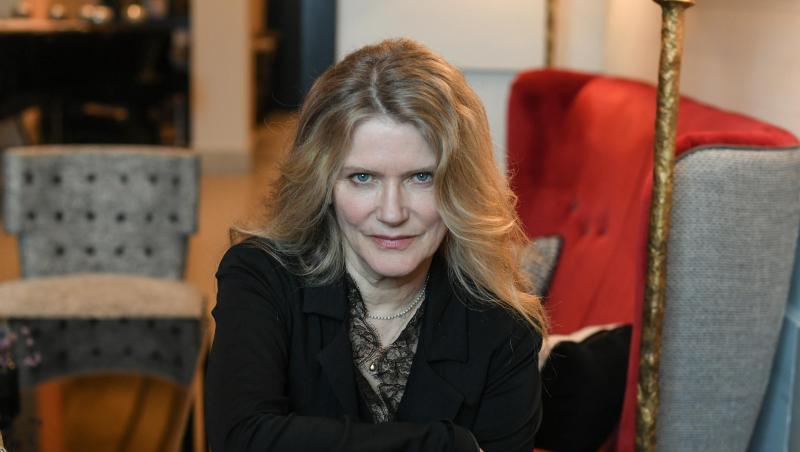 Die deutsche Schauspielerin und Sängerin Barbara Sukowa bei einem Pressetermin im Hotel de Rome. Foto: Jens Kalaene/dpa-Zentralbild/dpa/archiv