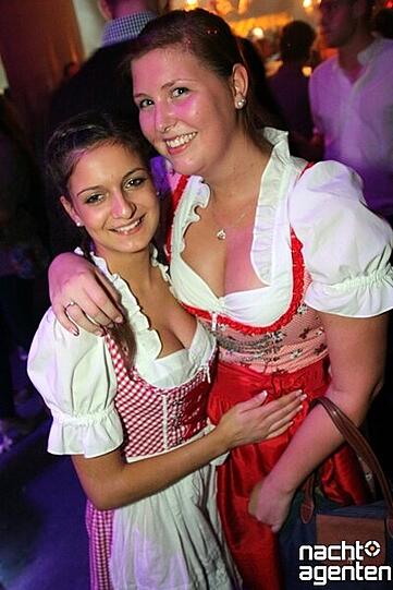 Der Wiesnmarathon am Freitag im neuraum: 16 Tage Wiesn, 16 Tage Party ist das Motto: 
Mehr Bilder gibt's auf www.nachtagenten.de
