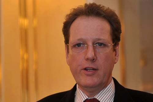 Die Kontrahenten: Staatsintendanten Peter Theiler und ...