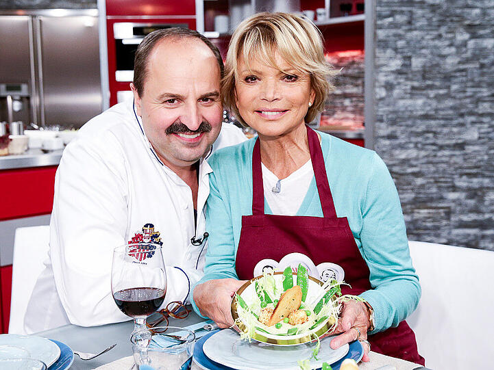 Johann Lafer mit Uschi Glas in seiner Show "Lafer,Lichter, Lecker"