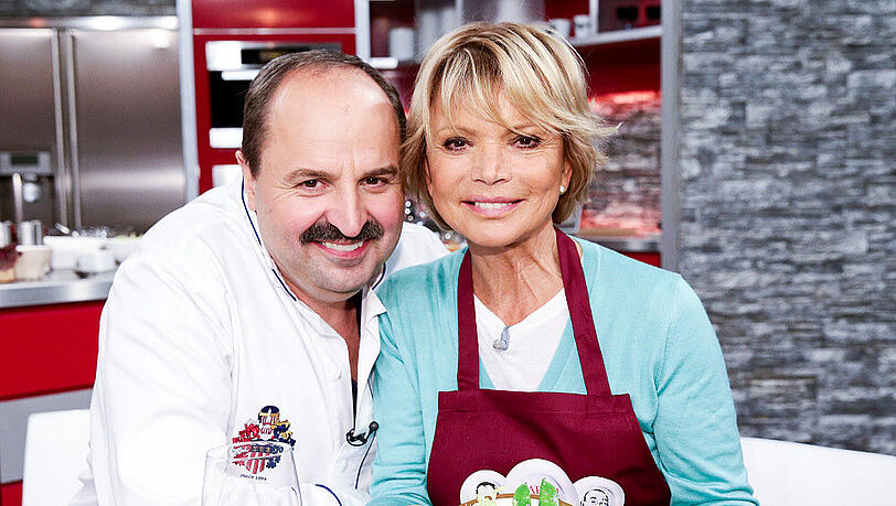 Johann Lafer mit Uschi Glas in seiner Show "Lafer,Lichter, Lecker" Johann Lafer mit Uschi Glas in seiner Show "Lafer,Lichter, Lecker"
