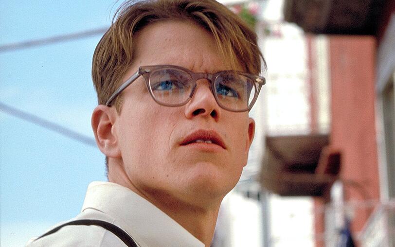 Nachdem Ripley (Matt Damon) den treulosen Freund umgebracht hat, schlüpft er in dessen Rolle. Ein spannendes Versteckspiel beginnt. Nachdem Ripley (Matt Damon) den treulosen Freund umgebracht hat, schlüpft er in dessen Rolle. Ein spannendes Versteckspiel beginnt.
