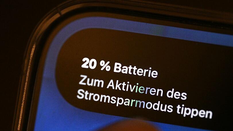 Der Stromsparmodus soll helfen, dass das Smartphone noch etwas länger durchhält. Der Stromsparmodus soll helfen, dass das Smartphone noch etwas länger durchhält.