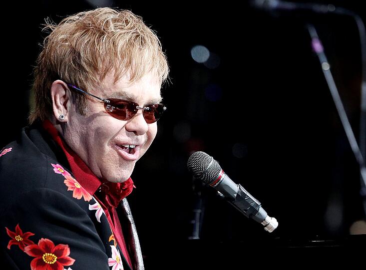 Elton John in der Olympiahalle: Große Gefühle, Siebzger-Rock und Klaviersound. Die Bilder.