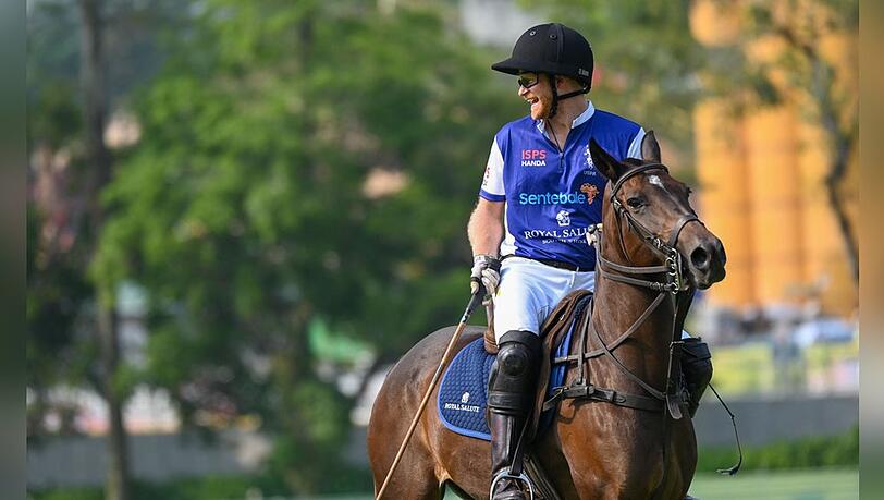 Prinz Harry beim Poloturnier in Singapur.