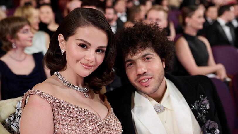 Selena Gomez und Benny Blanco bei den Oscars 2025. Selena Gomez und Benny Blanco bei den Oscars 2025.