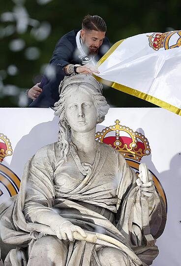 Real Madrid feiert seinen Champions-League-Titel mit den Fans in Madrid