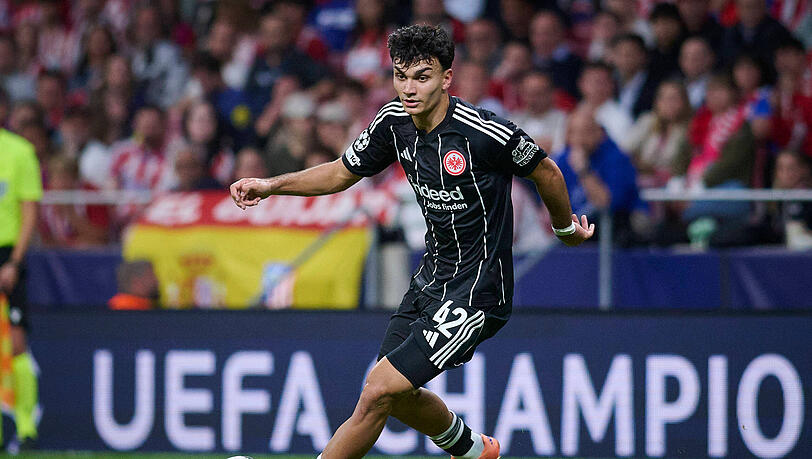 Vertrag bis 2029 bei Eintracht Frankfurt: Can Uzun.