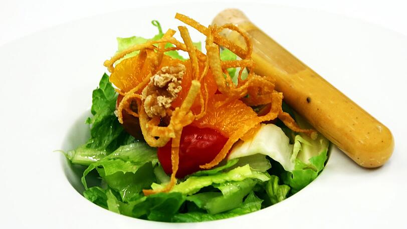 1. Gang: Asiatischer Salat