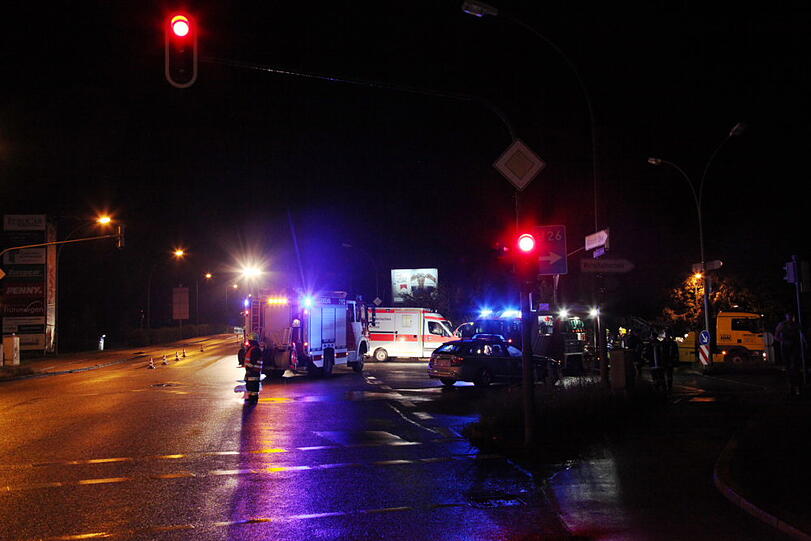 Crash mit Rettungswagen: Bilder aus Landshut!