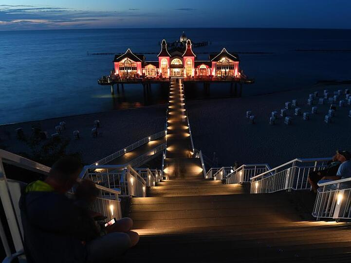 Die Seebrücke im Ostseebad Sellin.