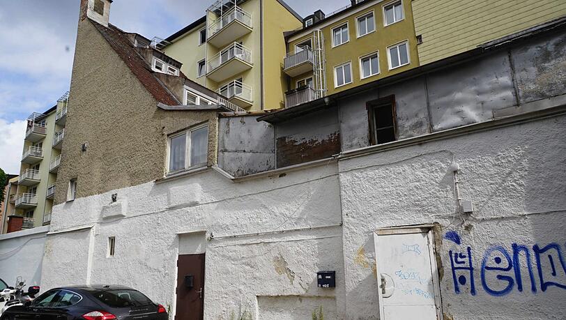 Die Rückseite des Häusls. Die Rückseite des Häusls.