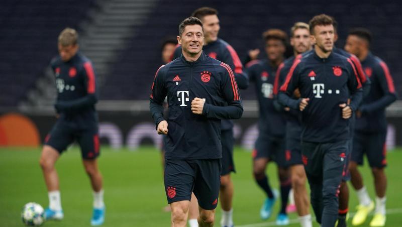 Abschlusstraining der Bayern im Stadion von Tottenham Hotspur. Abschlusstraining der Bayern im Stadion von Tottenham Hotspur.