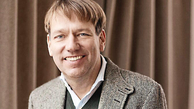 Augenarzt Christoph Niederdellmann aus Augsburg.