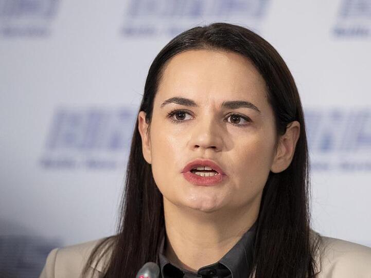 Swetlana Tichanowskaja, ehemalige Kandidatin für die Präsidentschaftswahlen in Belarus, lebt im Exil in Litauen.