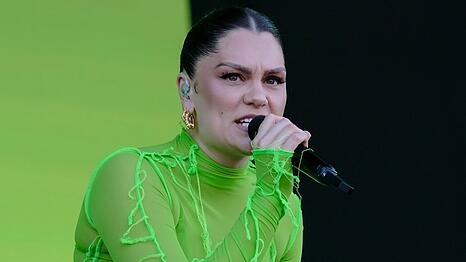 Jessie J muss erneut operiert werden.