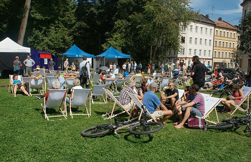 So schön war das Fest an der Isar: Tausende haben das Ende der Renaturierung gefeiert. Die besten Bilder vom Fluss-Fest.